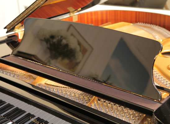 Halle and Voight Grand Piano for sale. We are looking for Steinway pianos any age or condition.